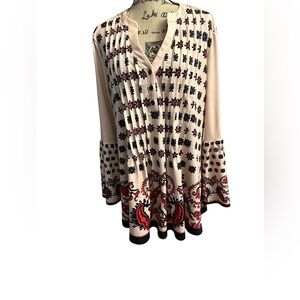 Tunic Bell Sleeve V-Neck Pleated Blouse - XL